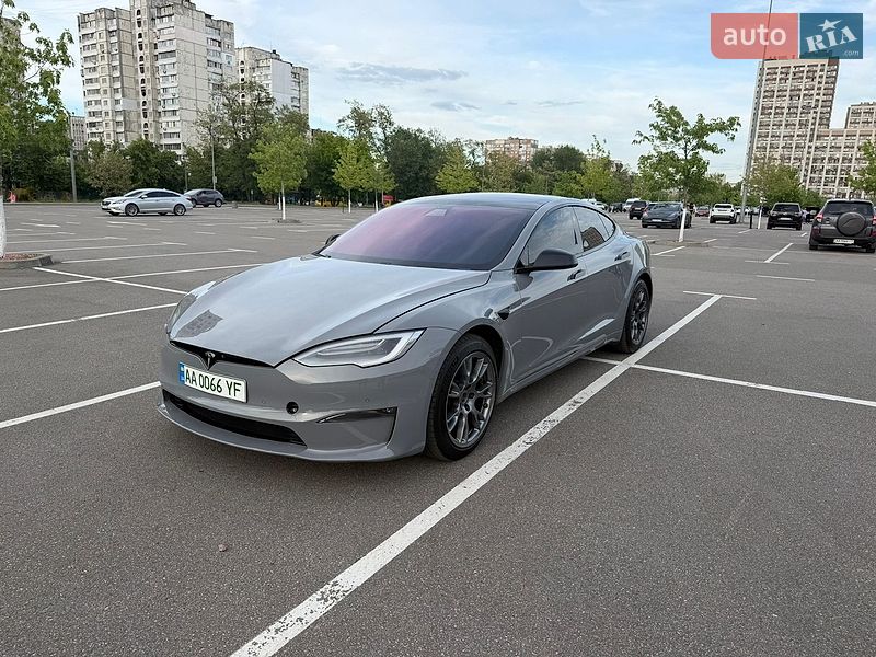 Ліфтбек Tesla Model S 2021 в Києві