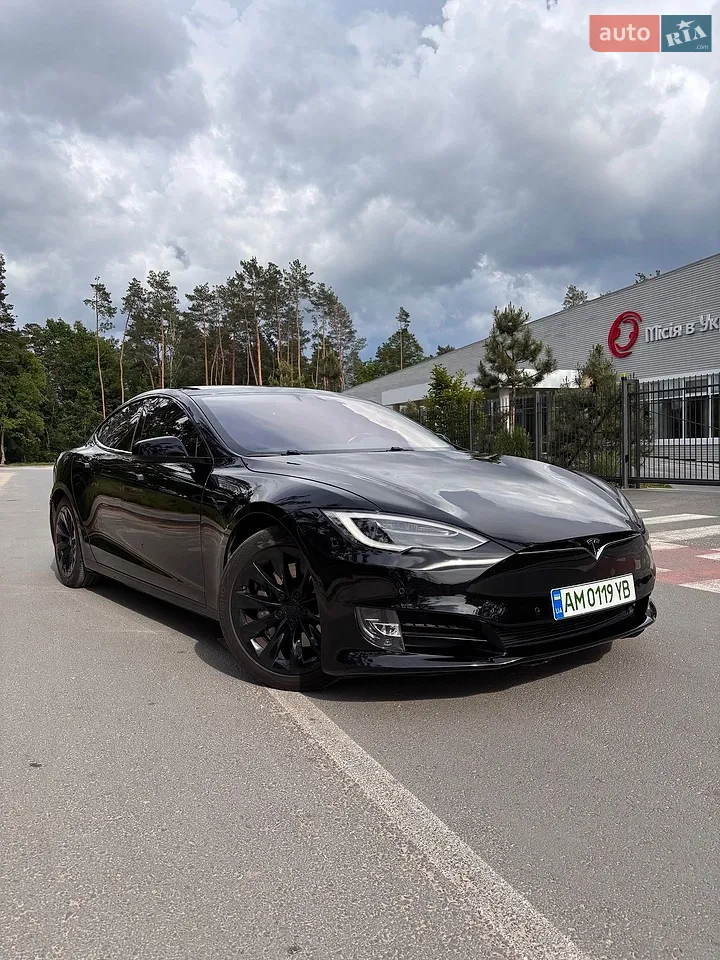 2015 Tesla Model S - мініатюра 12