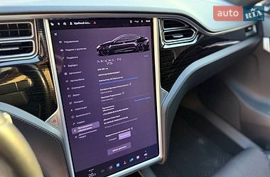 Лифтбек Tesla Model S 2017 в Харькове
