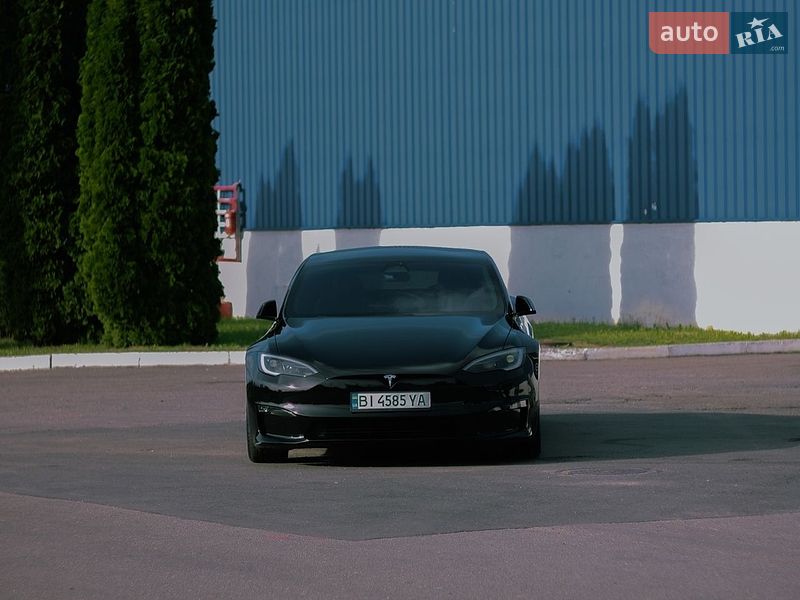 Лифтбек Tesla Model S 2023 в Полтаве