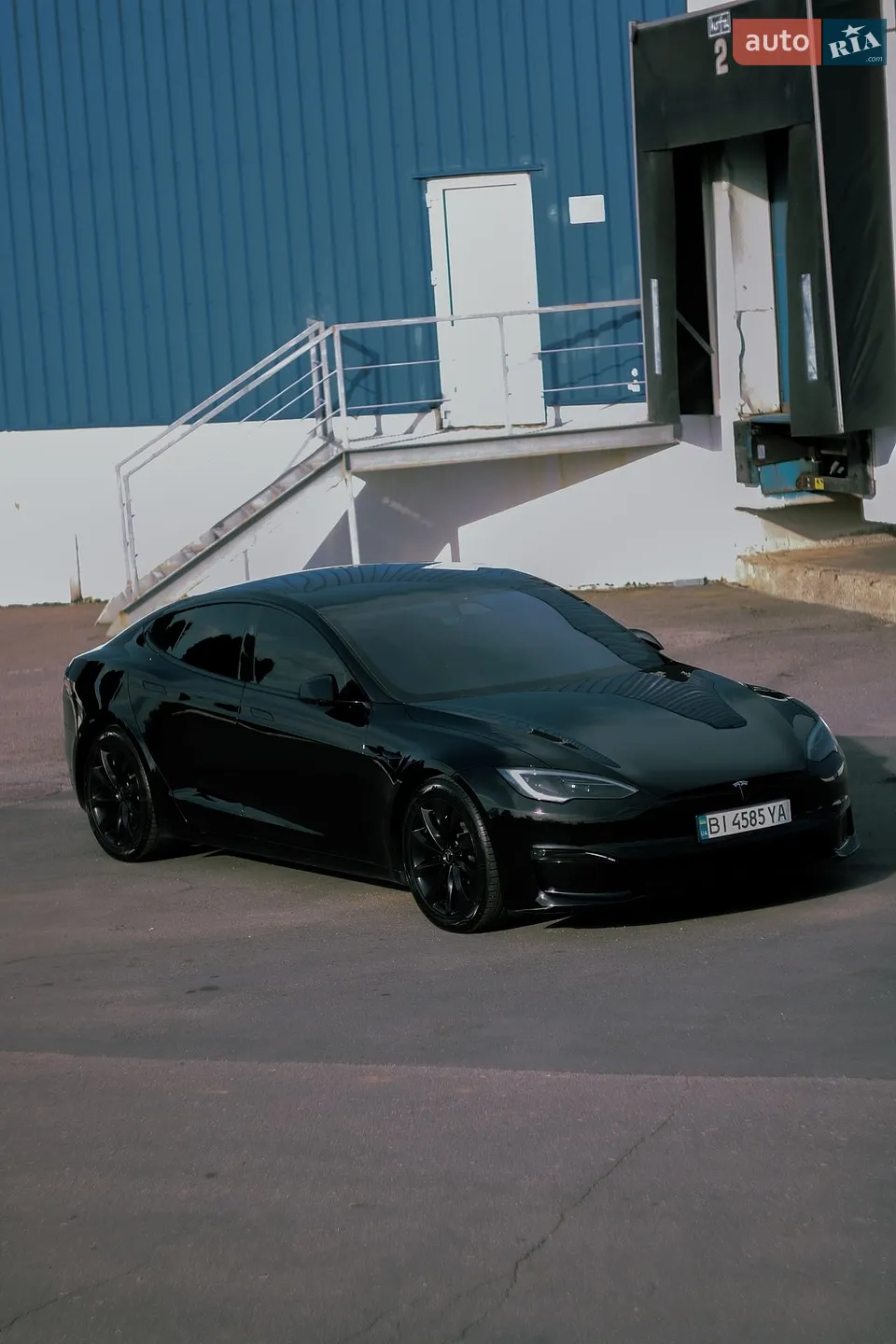 2023 Tesla Model S - фото 1