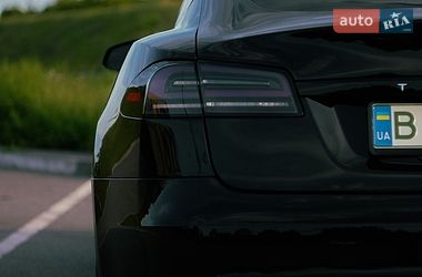 Лифтбек Tesla Model S 2023 в Полтаве