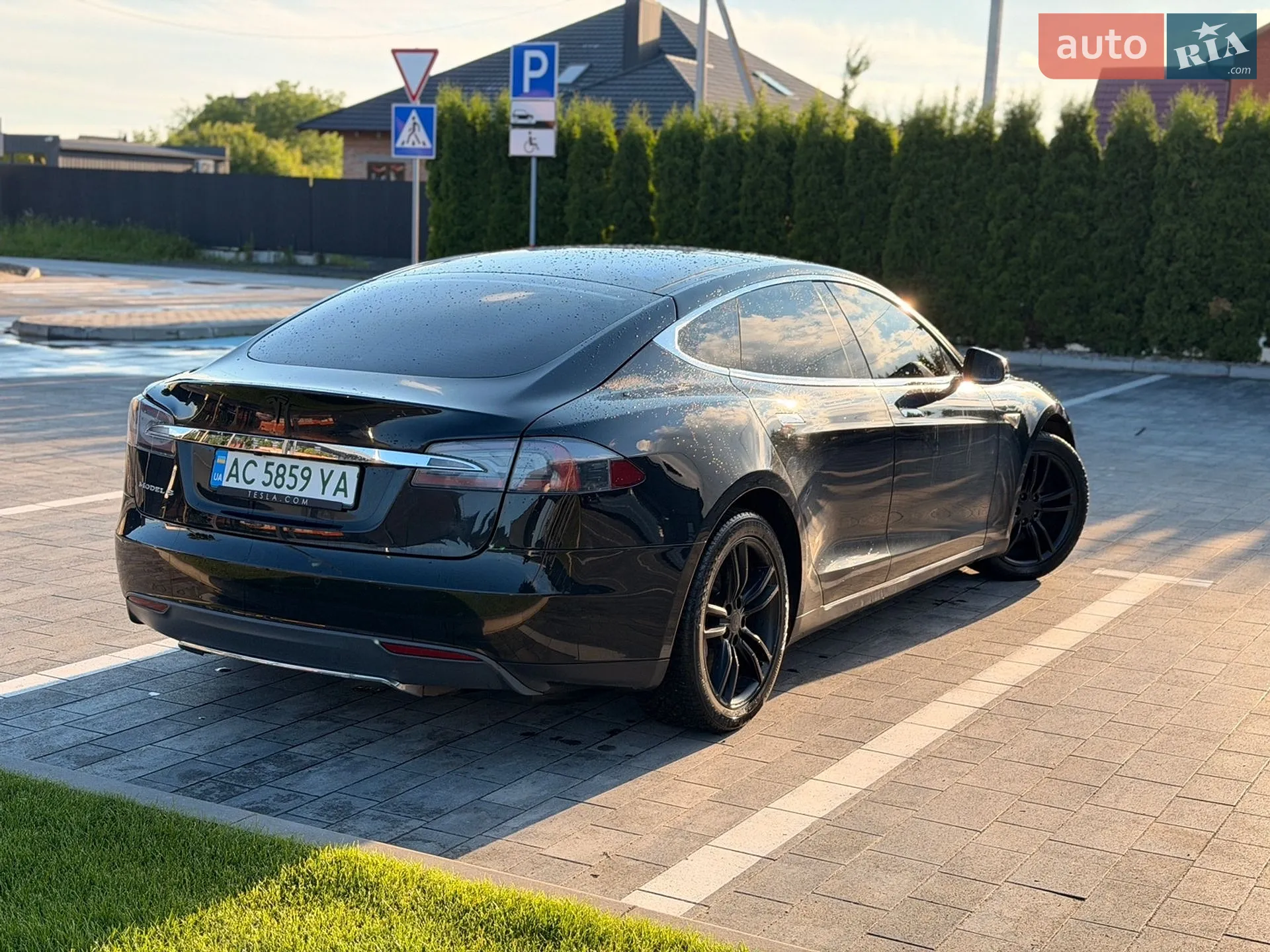 2014 Tesla Model S - мініатюра 11