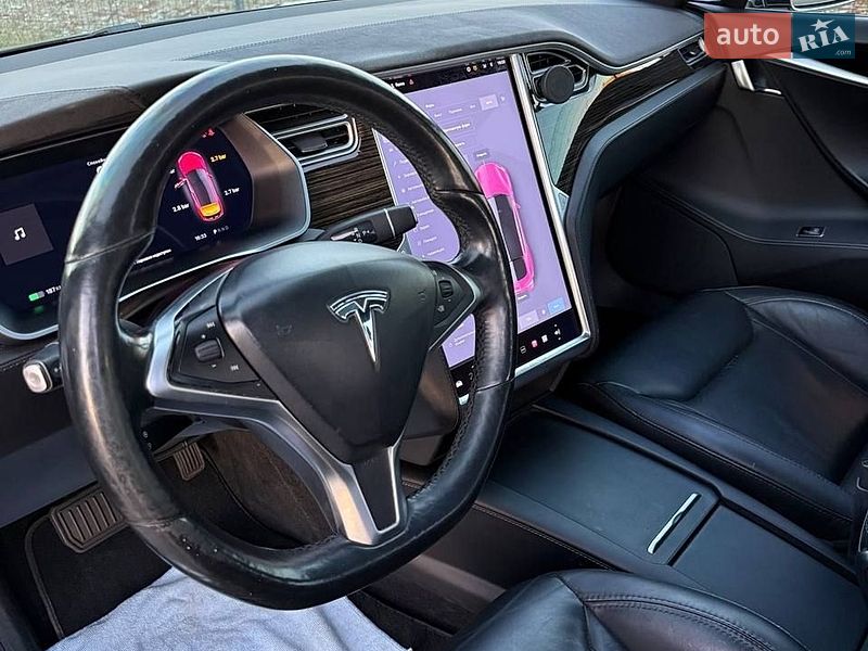 Лифтбек Tesla Model S 2017 в Пустомытах фото 10 Лифтбек Tesla Model S 2017 в Пустомытах