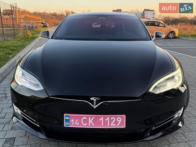 Лифтбек Tesla Model S 2017 в Пустомытах фото 4 Лифтбек Tesla Model S 2017 в Пустомытах