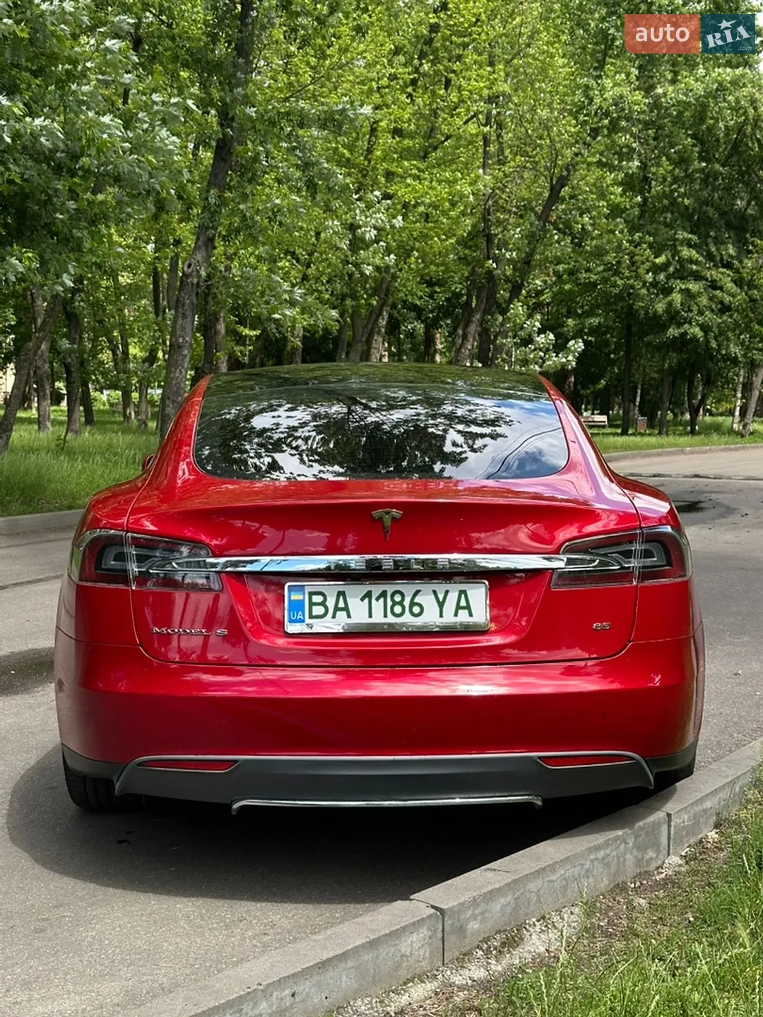 2014 Tesla Model S - мініатюра 6
