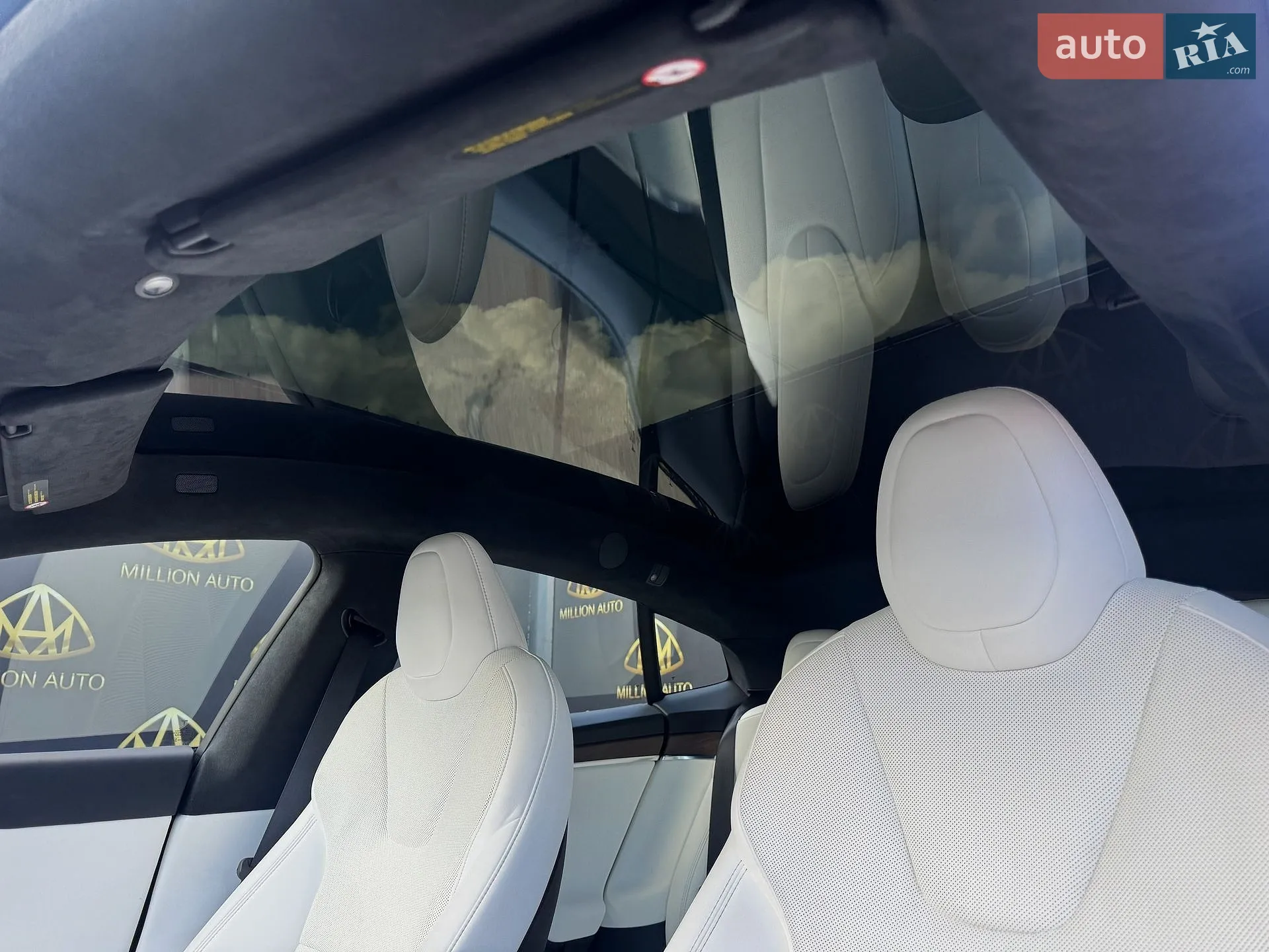 2022 Tesla Model S - мініатюра 10