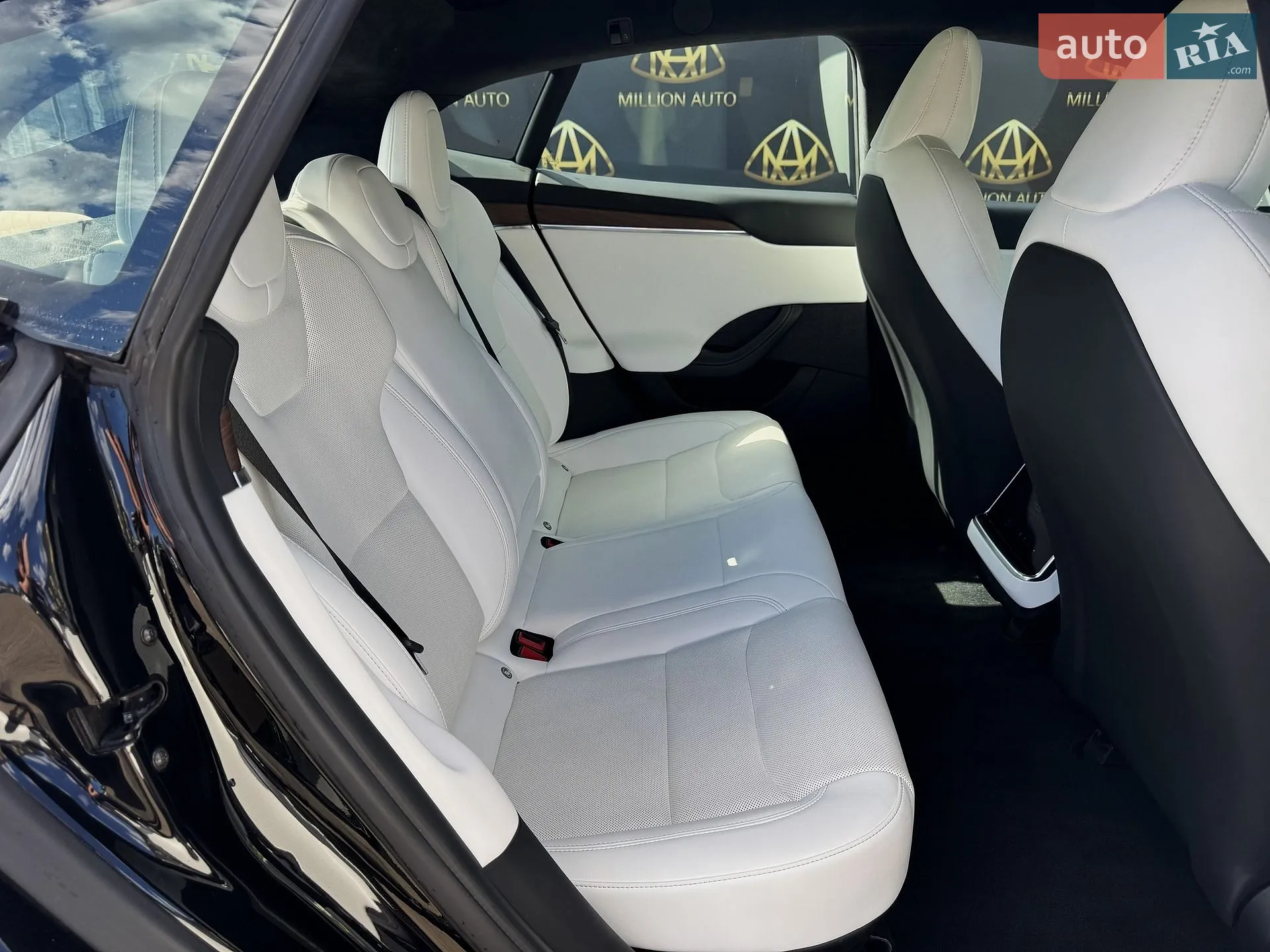2022 Tesla Model S - мініатюра 13