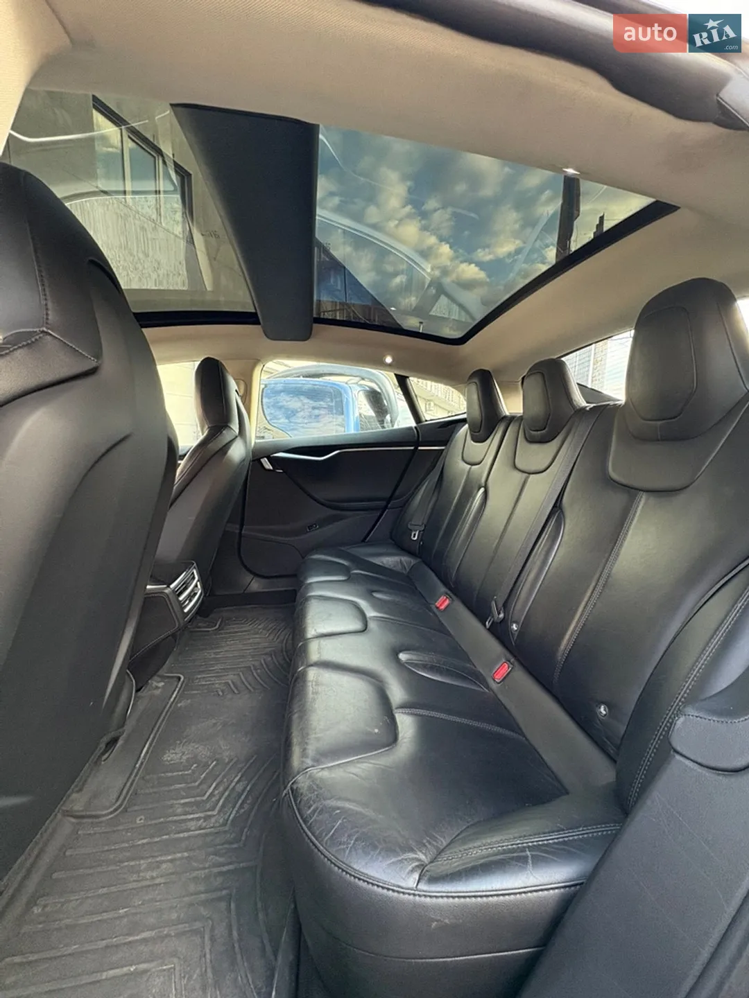 2014 Tesla Model S - мініатюра 13