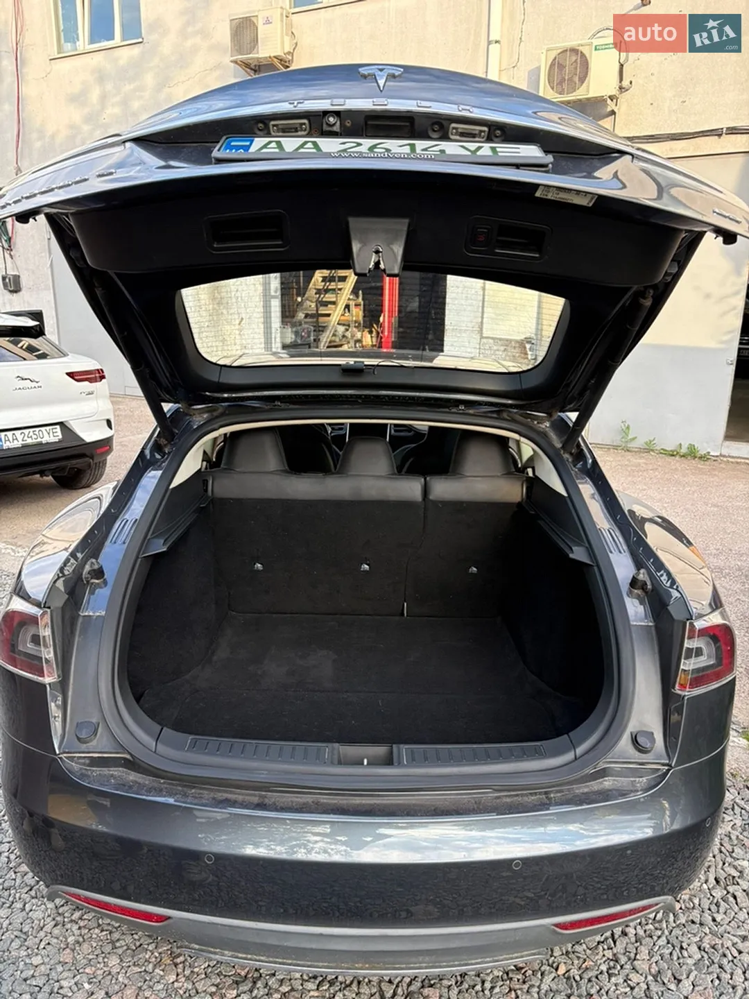 2014 Tesla Model S - мініатюра 18