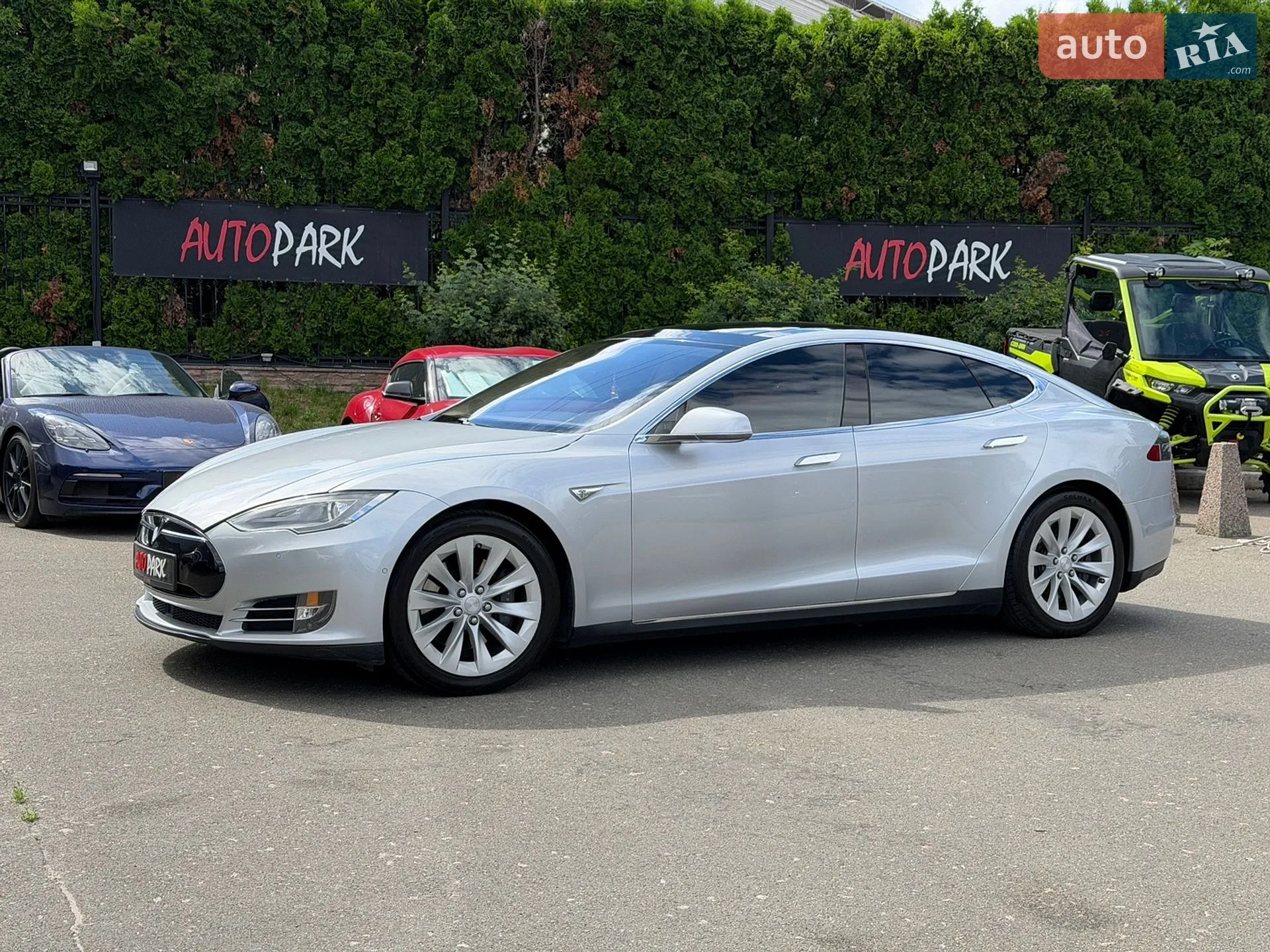 2015 Tesla Model S - фото 1