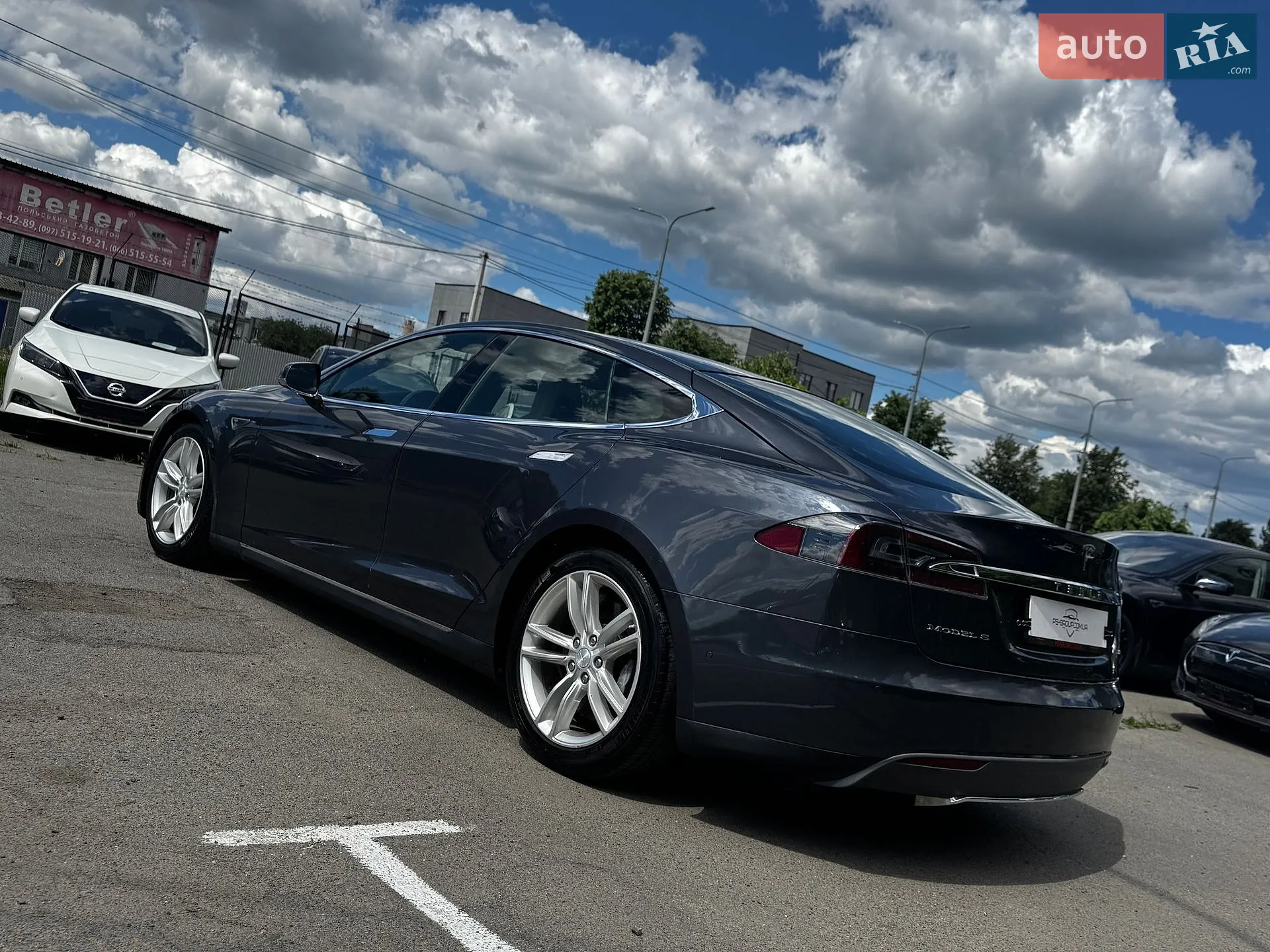 2015 Tesla Model S - мініатюра 11