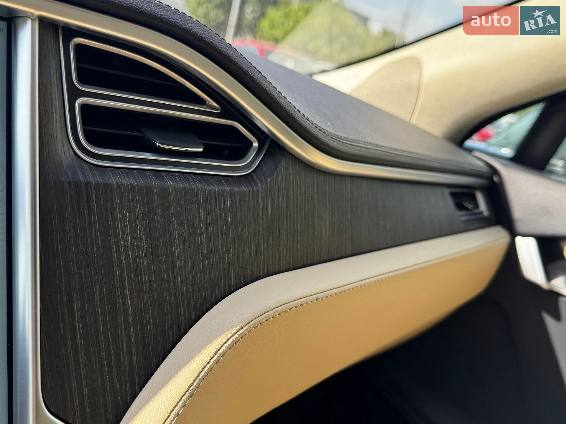 2014 Tesla Model S - мініатюра 28