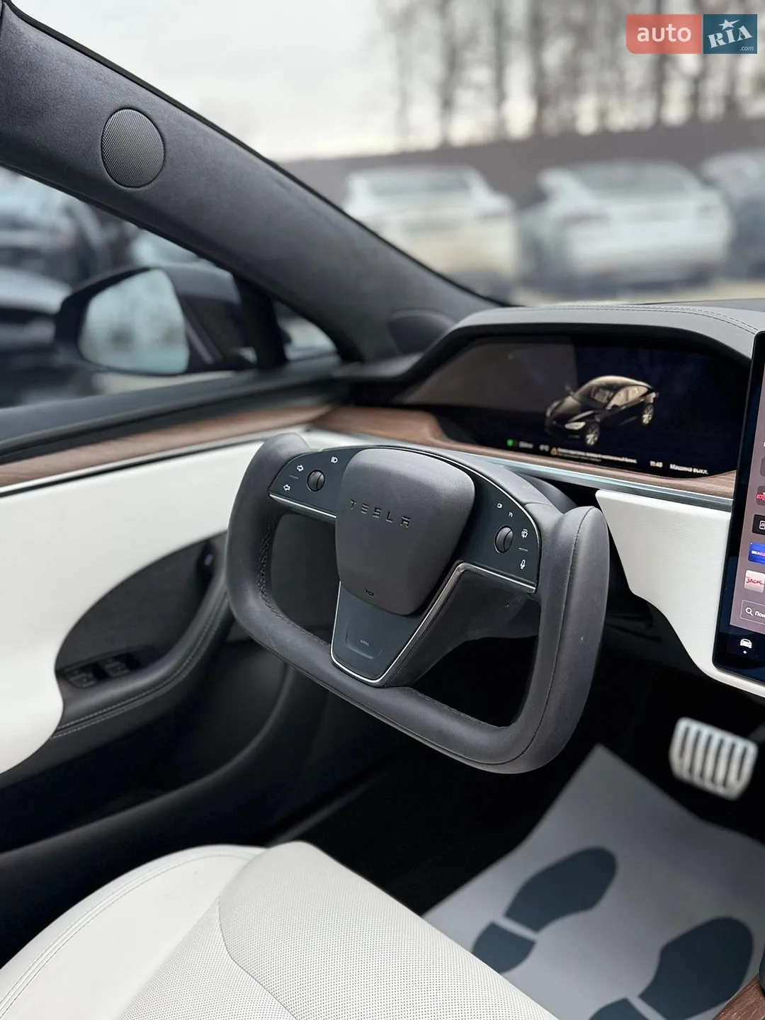 2021 Tesla Model S - мініатюра 17