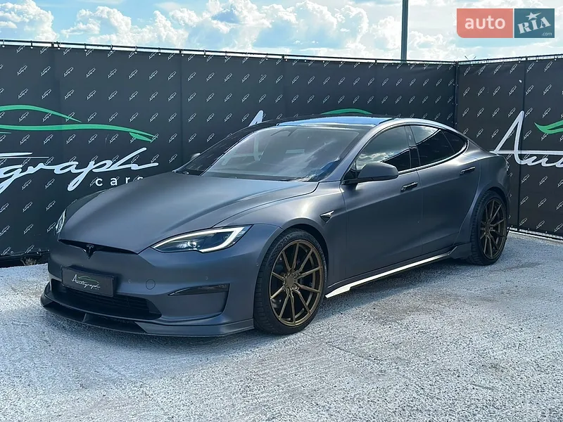 Tesla Model S