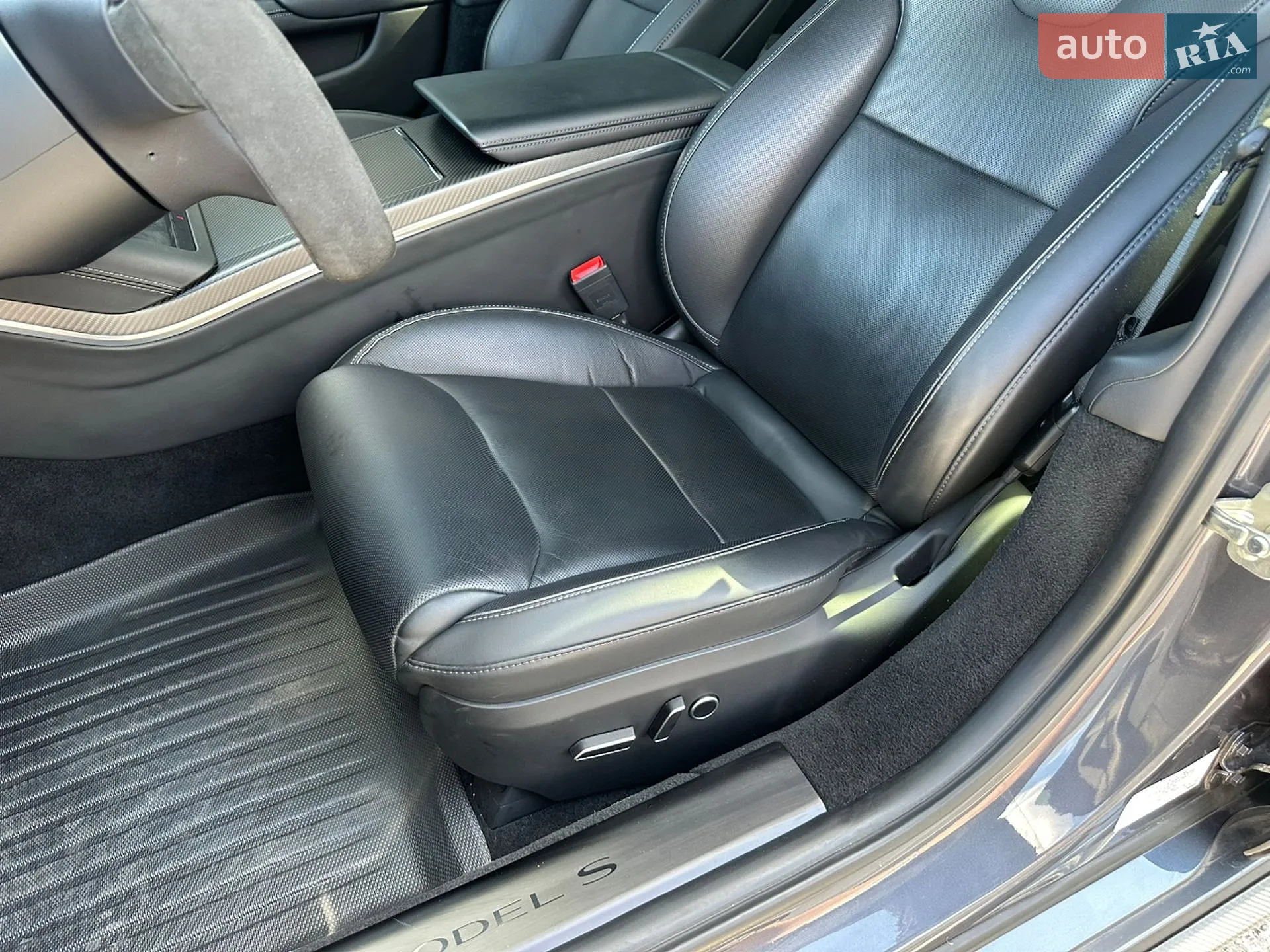 2022 Tesla Model S - мініатюра 8