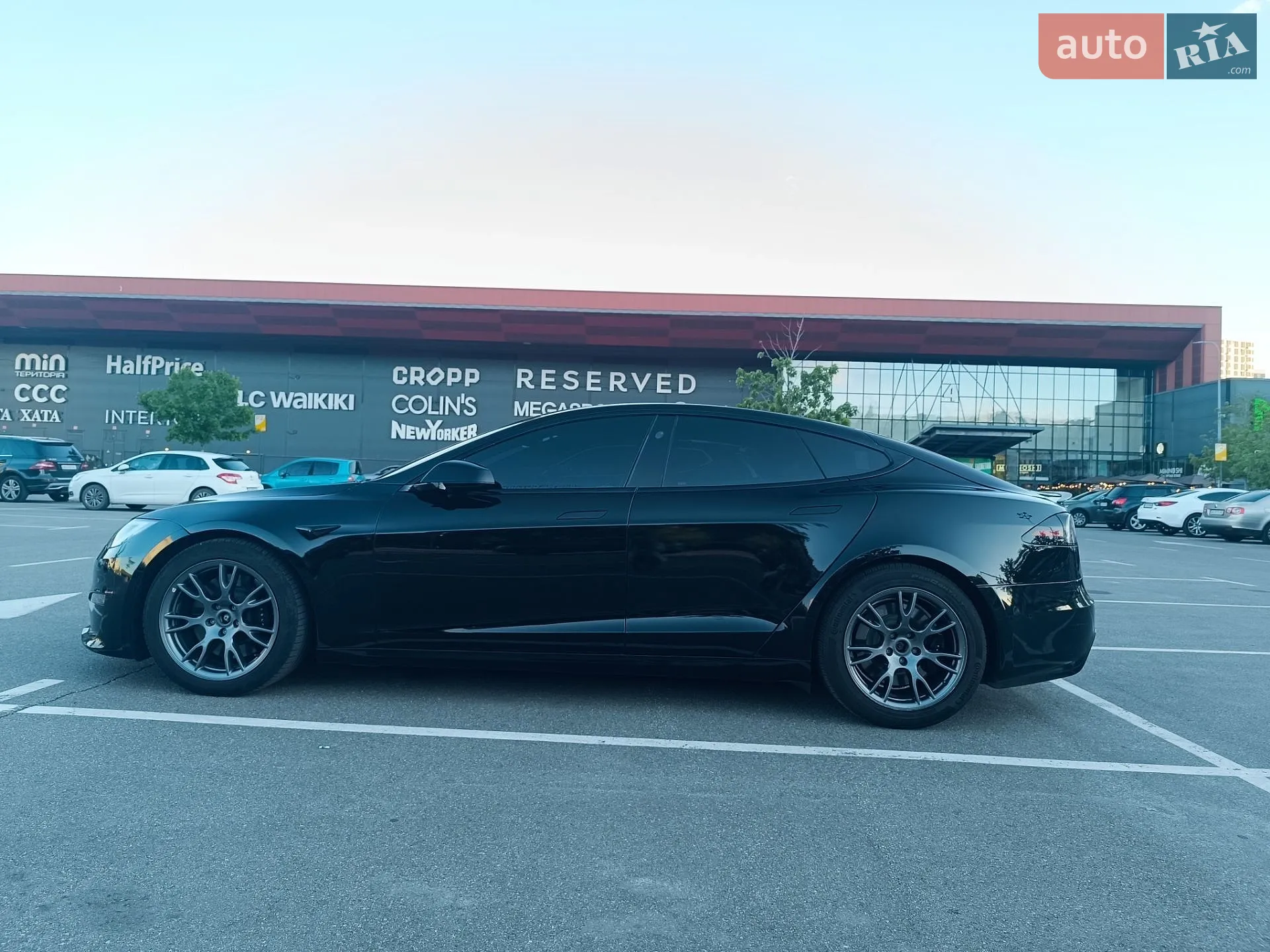 2022 Tesla Model S - мініатюра 18