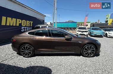Ліфтбек Tesla Model S 2014 в Стрию фото 8 Ліфтбек Tesla Model S 2014 в Стрию
