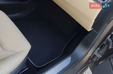 Ліфтбек Tesla Model S 2016 в Черкасах фото 17 Ліфтбек Tesla Model S 2016 в Черкасах