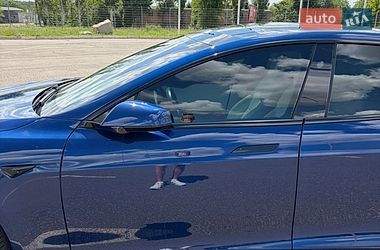 Ліфтбек Tesla Model S 2018 в Кривому Розі