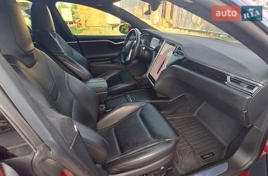 Ліфтбек Tesla Model S 2016 в Хмельницькому фото 15 Ліфтбек Tesla Model S 2016 в Хмельницькому