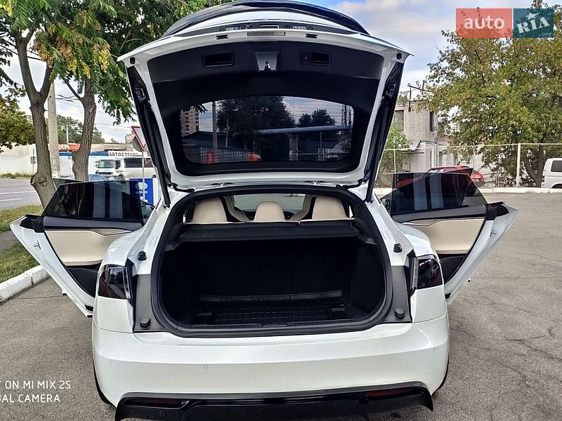 Лифтбек Tesla Model S 2019 в Днепре фото 78 Лифтбек Tesla Model S 2019 в Днепре