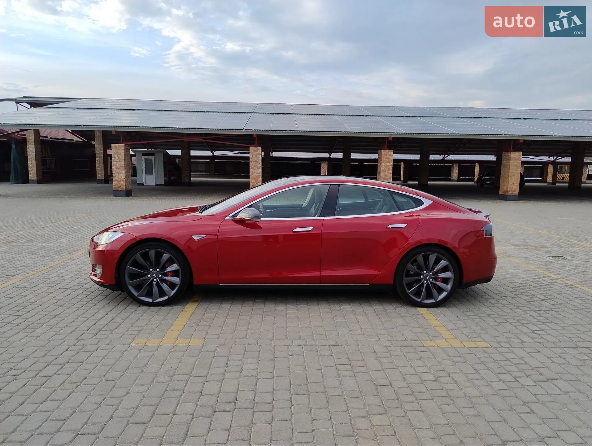 2014 Tesla Model S - мініатюра 5