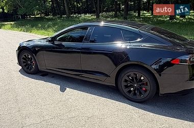 Ліфтбек Tesla Model S 2018 в Вінниці