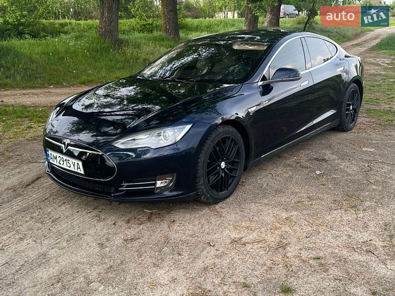 2013 Tesla Tesla, VIN 5YJSA1DP5DFP13017:plate — фото 1 (autoria)