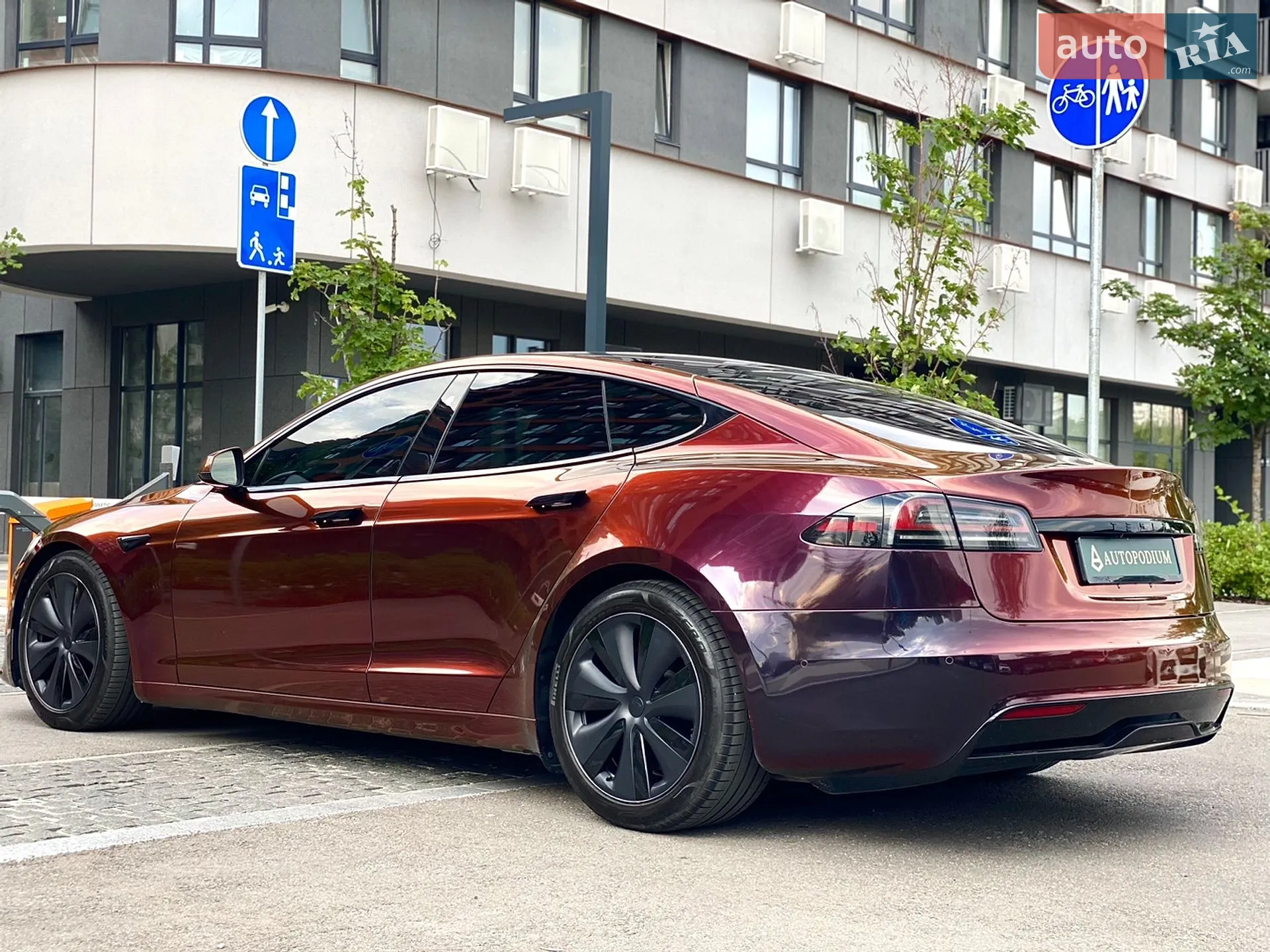 2021 Tesla Model S - мініатюра 6