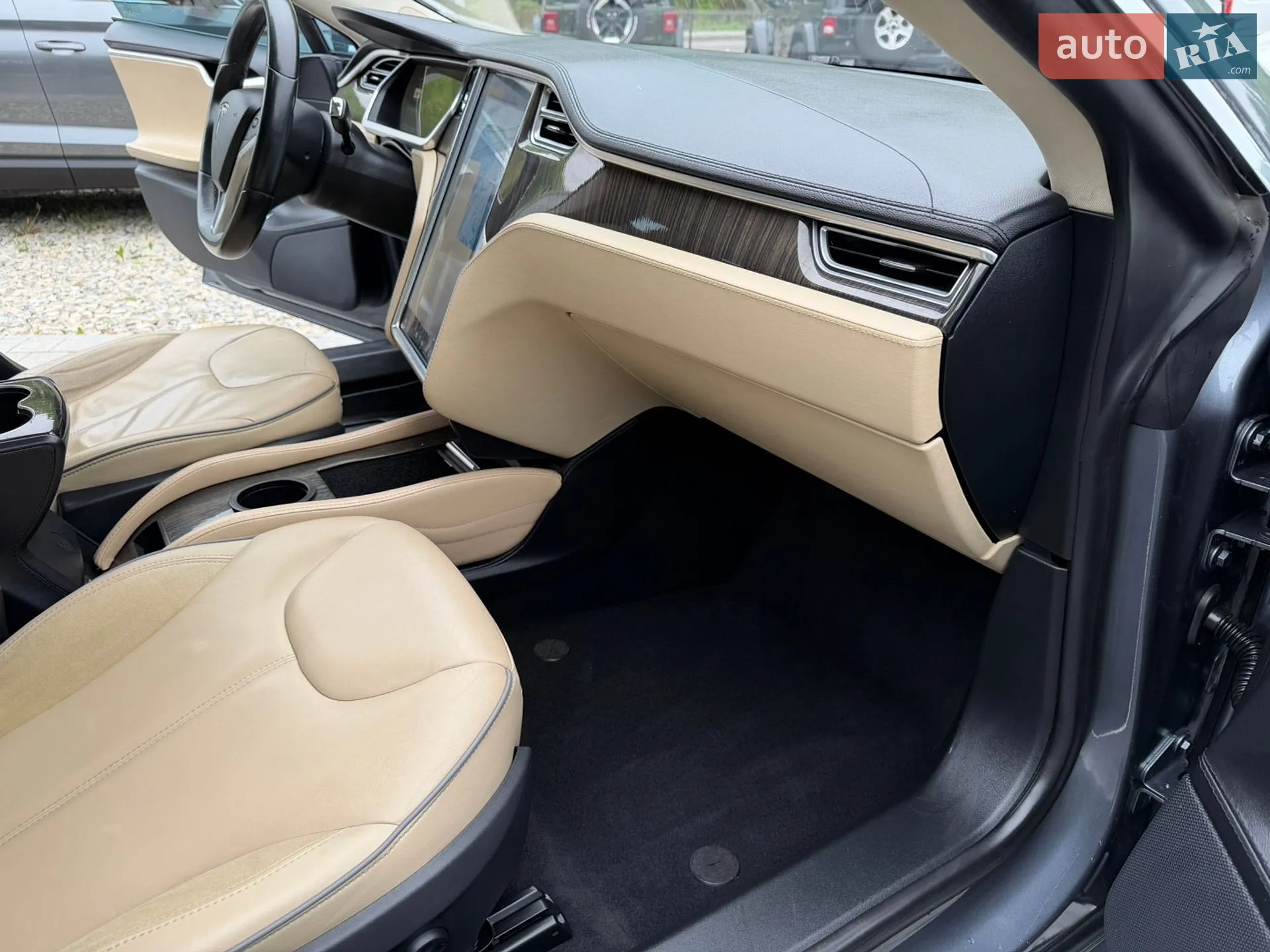 2013 Tesla Model S - мініатюра 37