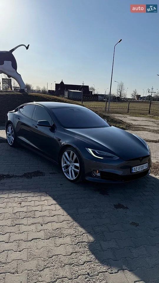 2016 Tesla Model S - мініатюра 28