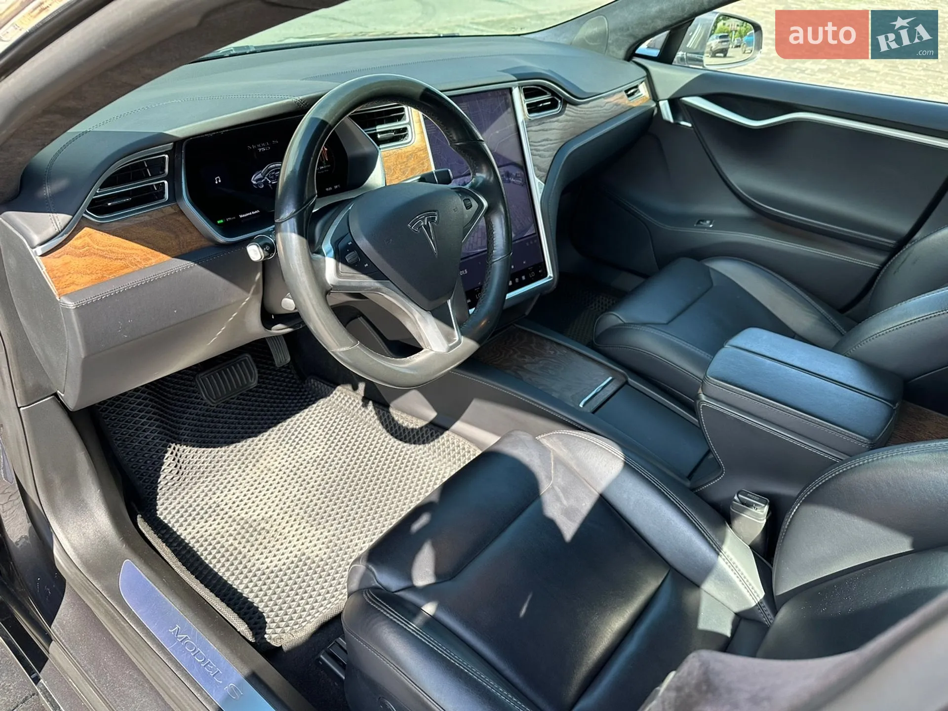 2018 Tesla Model S - мініатюра 9
