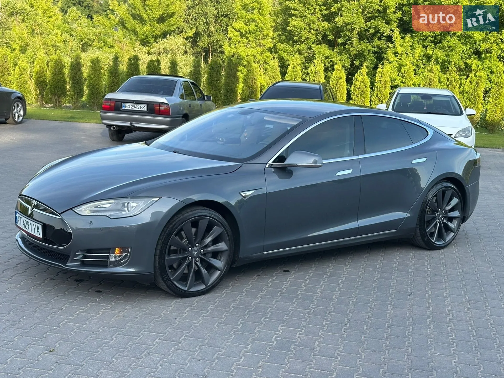 2014 Tesla Model S - мініатюра 8