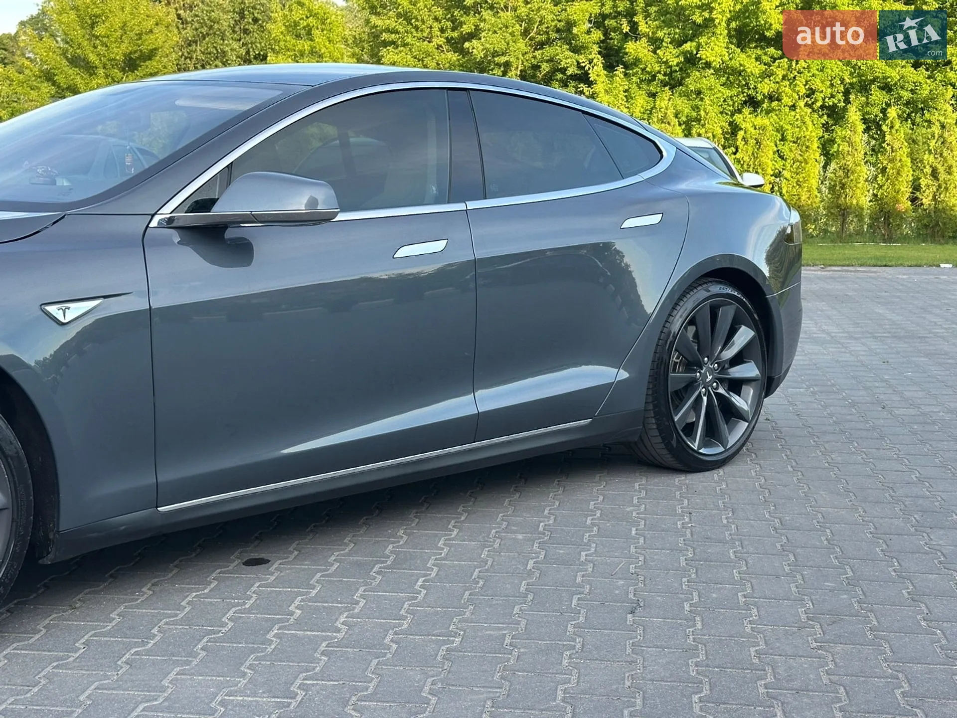 2014 Tesla Model S - мініатюра 28