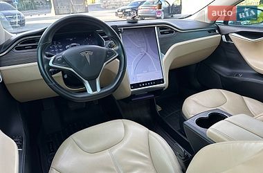 Ліфтбек Tesla Model S 2014 в Тернополі фото 32 Ліфтбек Tesla Model S 2014 в Тернополі