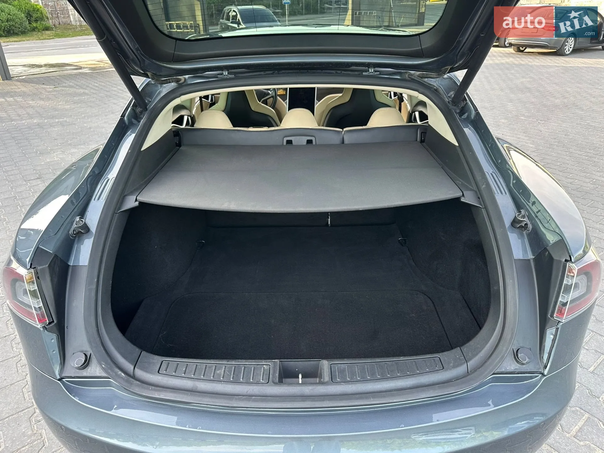 2014 Tesla Model S - мініатюра 47