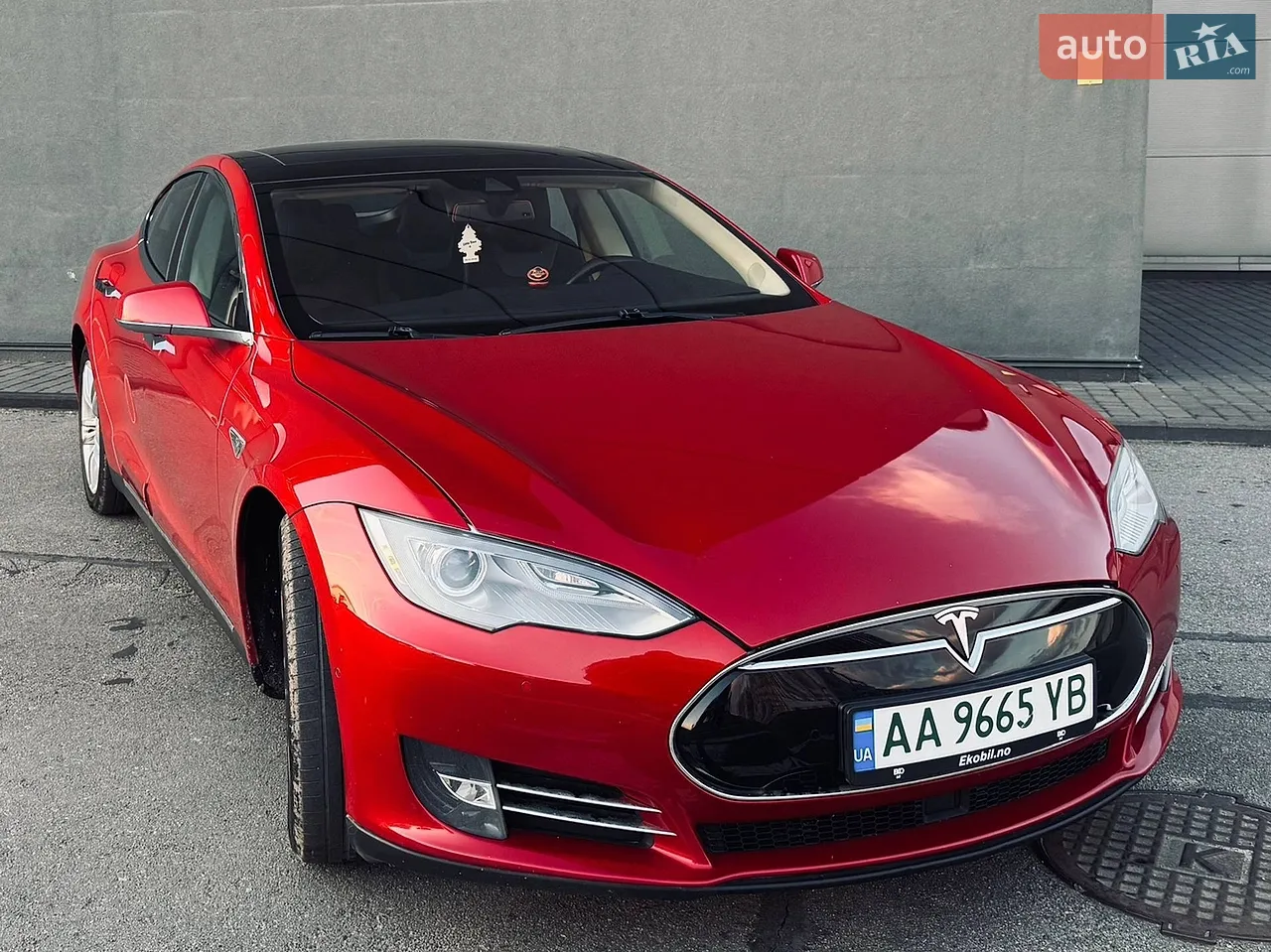 2015 Tesla Model S - мініатюра 16