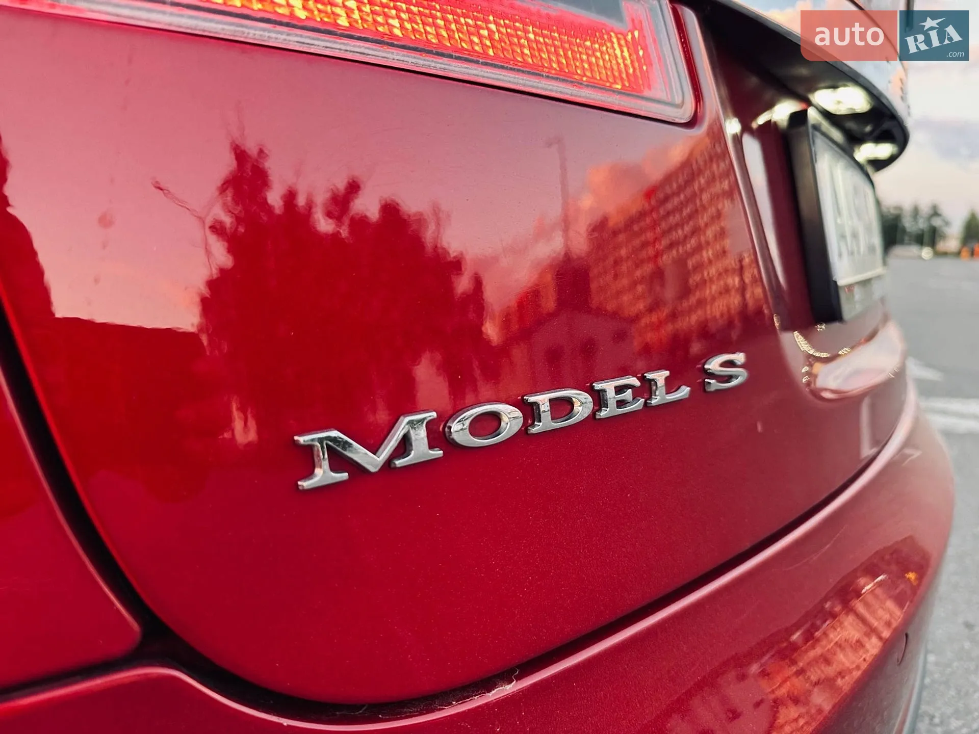 2014 Tesla Model S - мініатюра 15