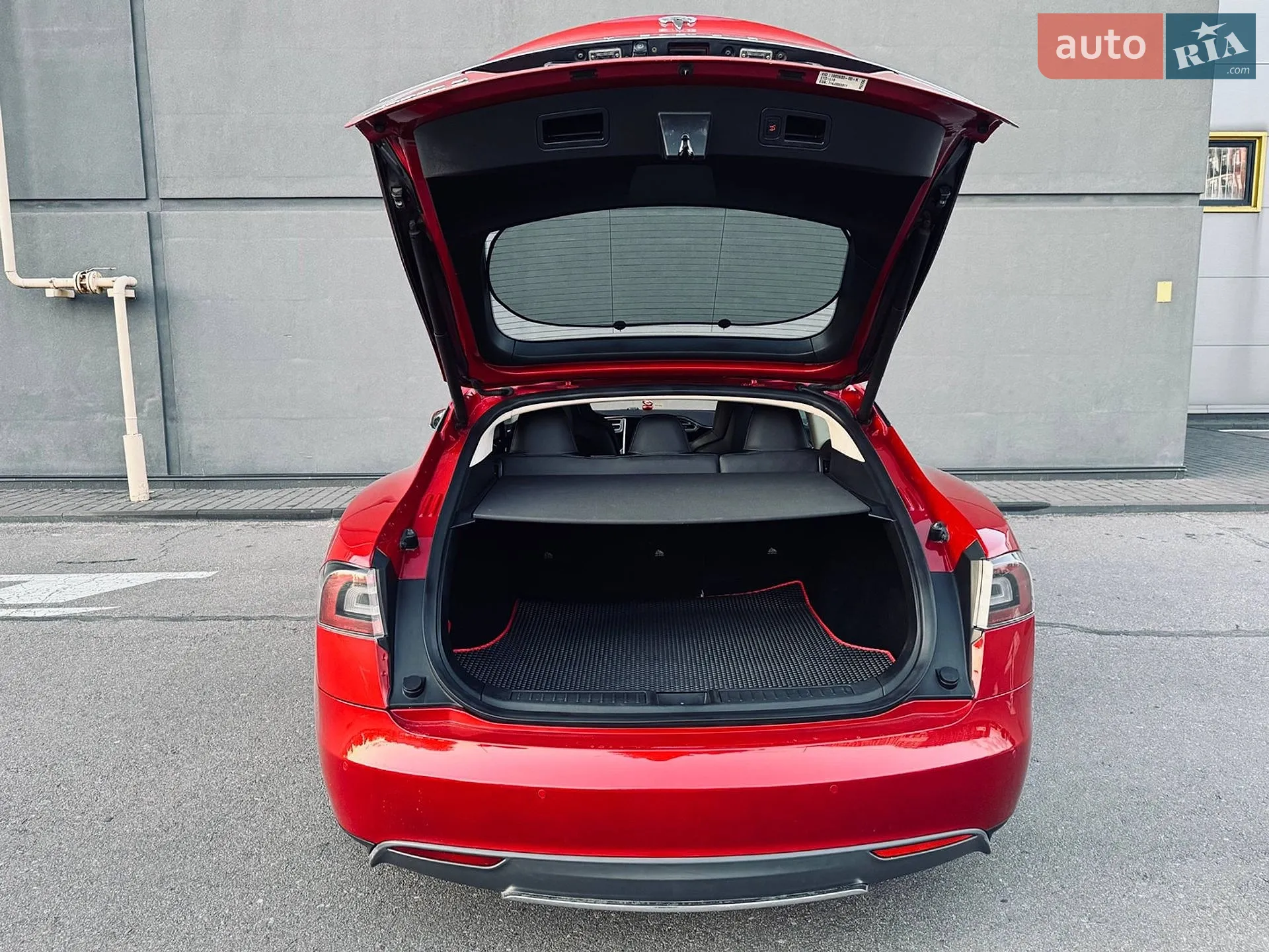 2014 Tesla Model S - мініатюра 36