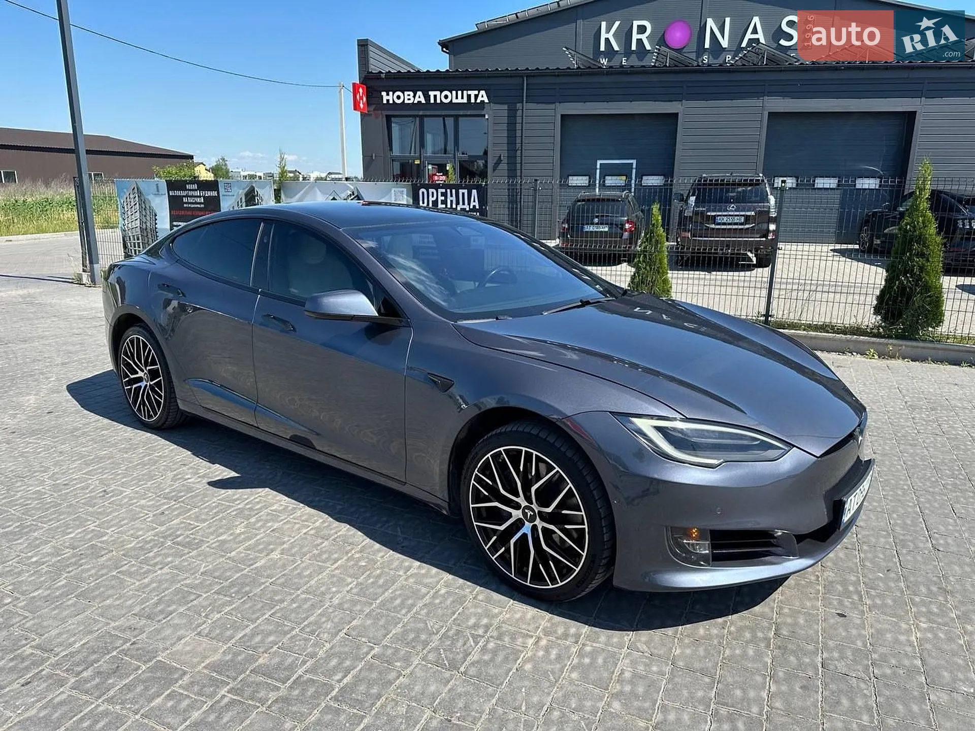 2020 Tesla Model S - мініатюра 3