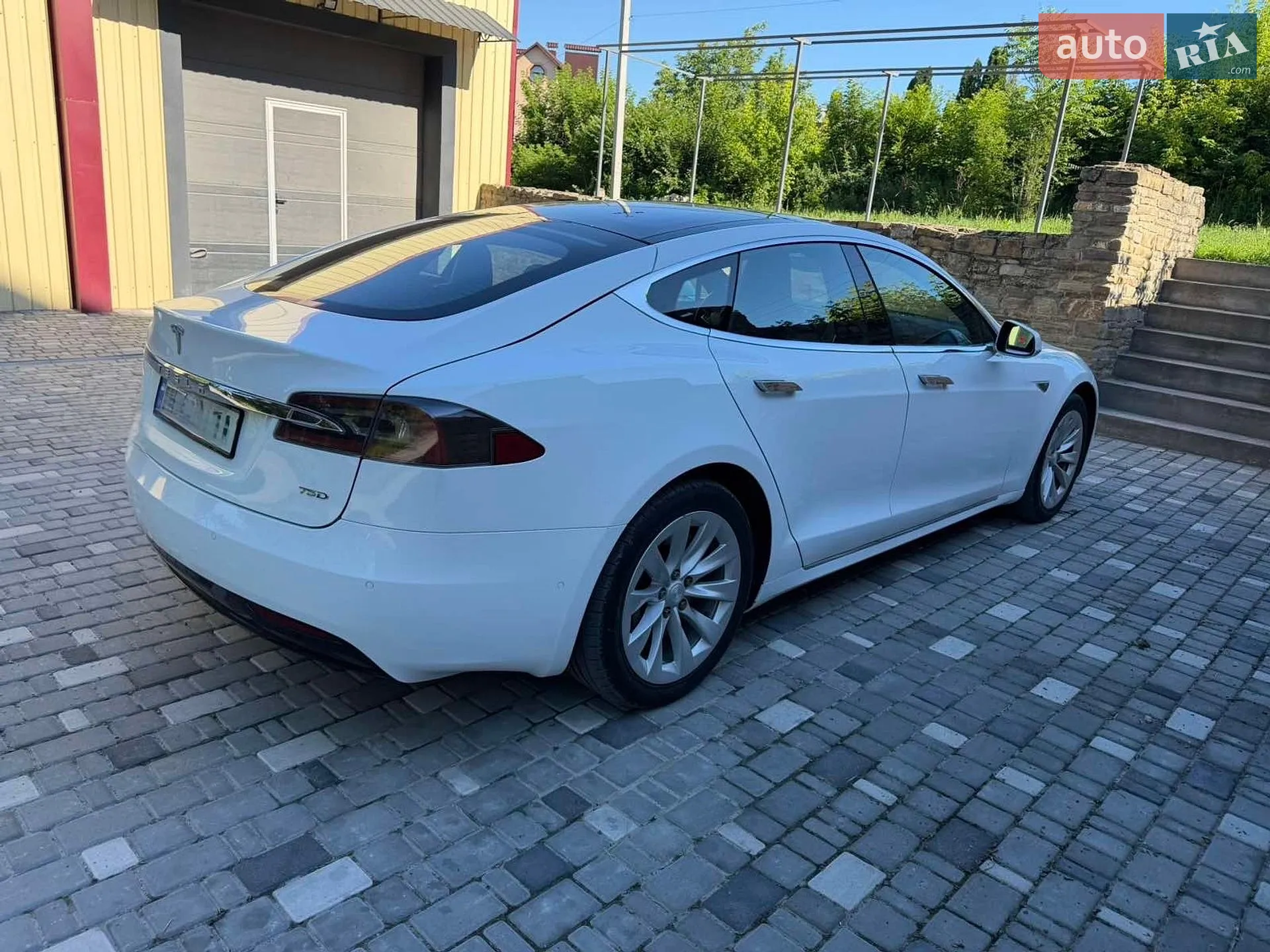 2016 Tesla Model S - мініатюра 3