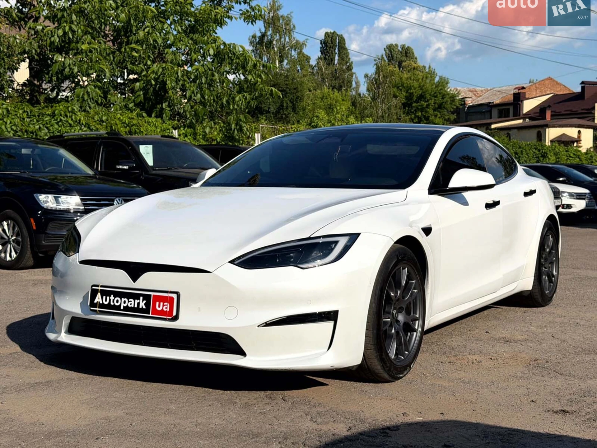 2022 Tesla Model S - фото 1