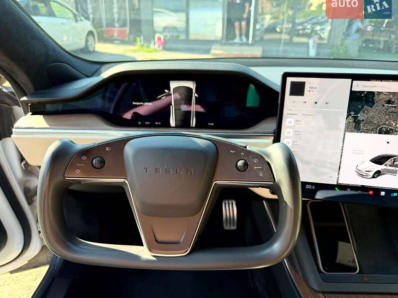 Лифтбек Tesla Model S 2022 в Виннице