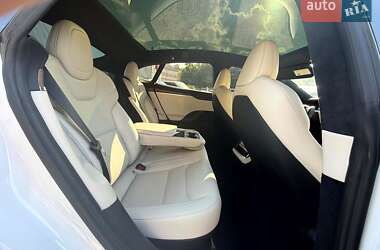 Лифтбек Tesla Model S 2022 в Виннице