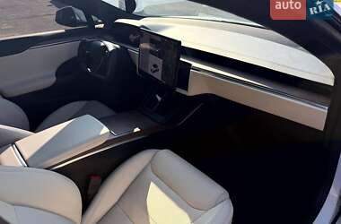 Лифтбек Tesla Model S 2022 в Виннице