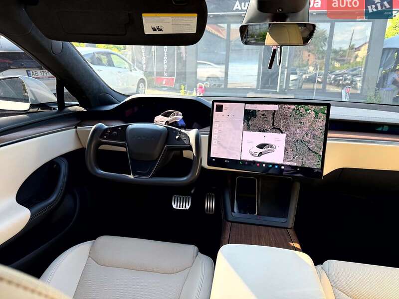Лифтбек Tesla Model S 2022 в Виннице