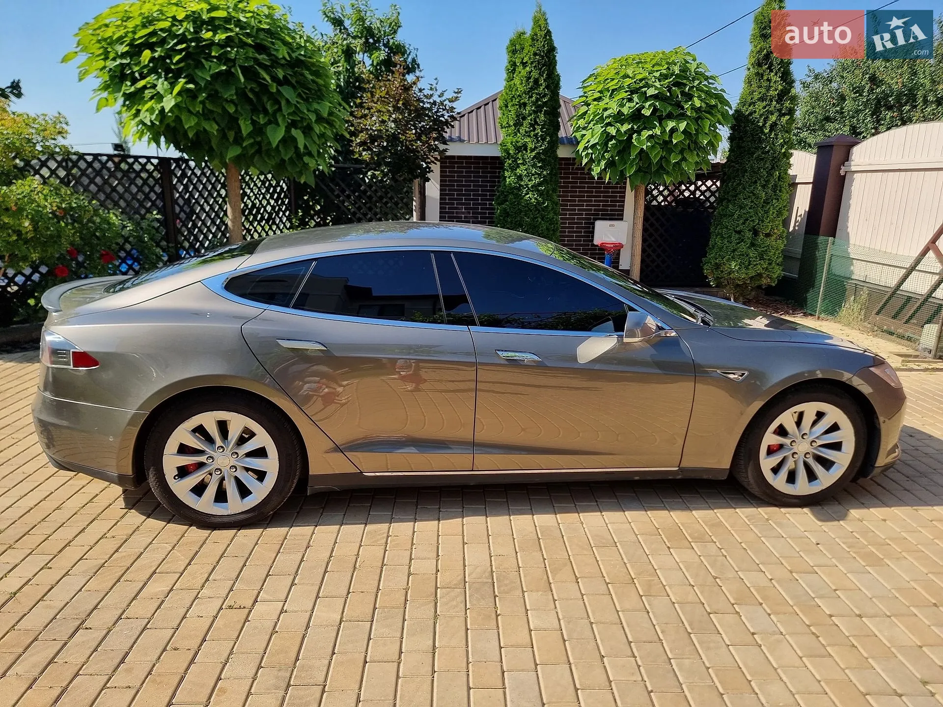 2015 Tesla Model S - мініатюра 3