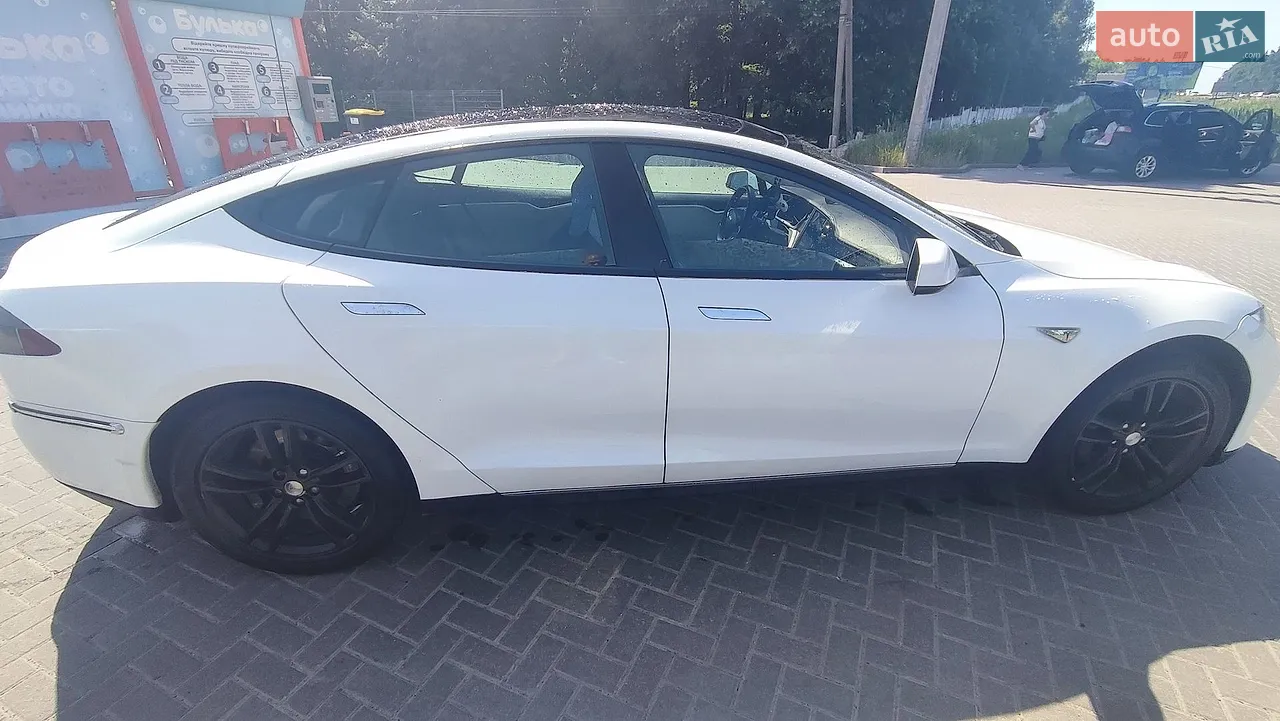 2014 Tesla Model S - мініатюра 31