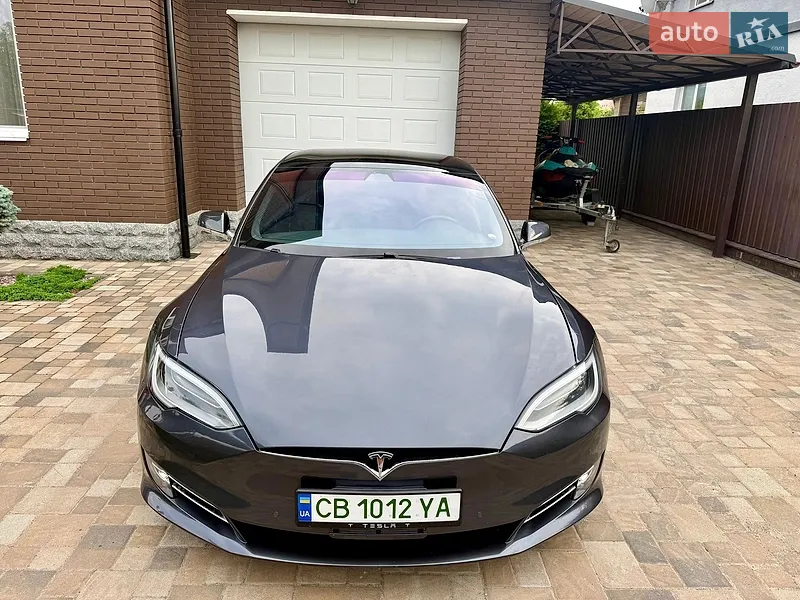 Tesla Model S 2018 VIN 5YJSA1E20JF297702 фото оголошення 26 з 115